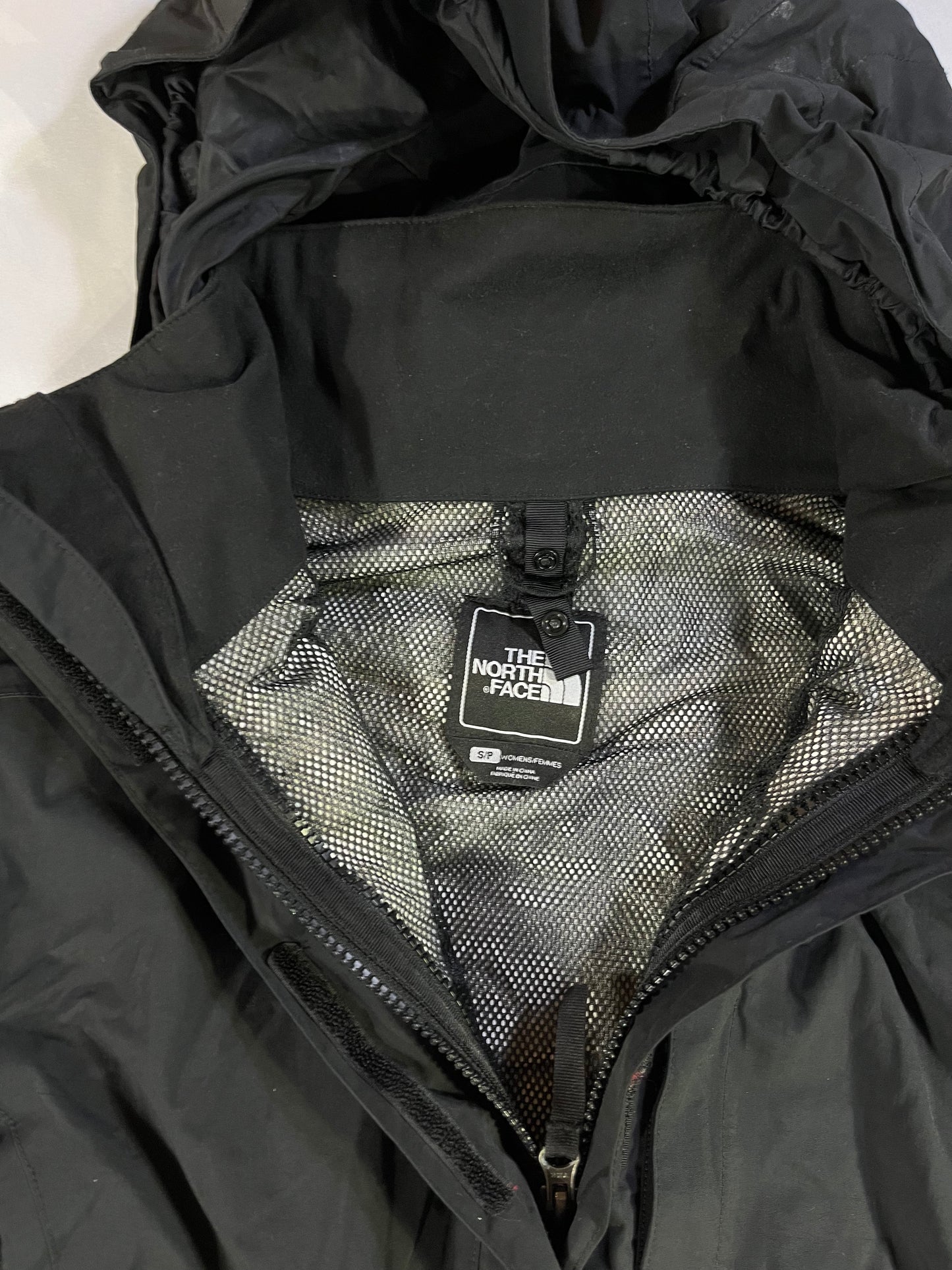 Vintage North Face Hooded Jacket (Black)